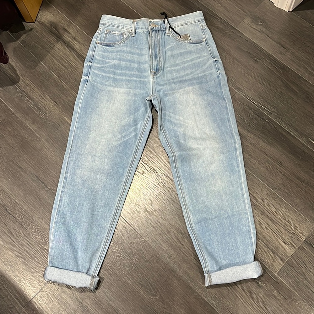 Hi-Rise girlfriend jeans 👖 - Picture 3 of 16